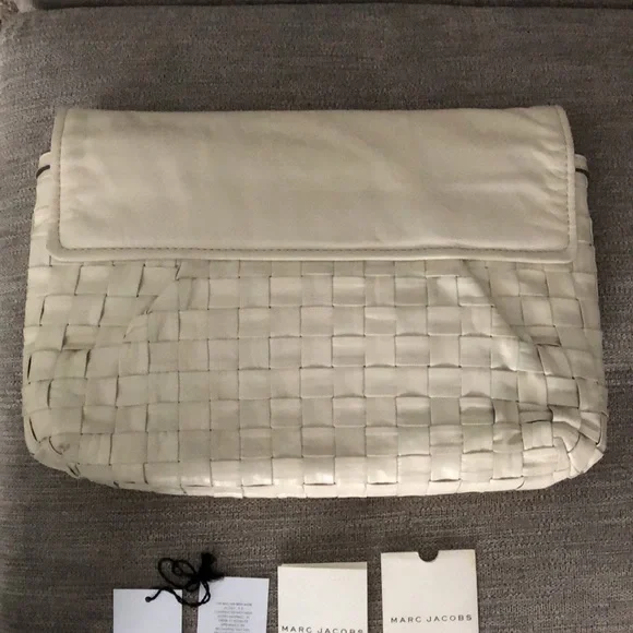 NWT Marc jacobs cream calf leather woven clutch